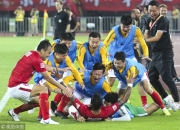 开云体育官网-关于重庆队近期表现出色，球队风头直逼恒大的信息