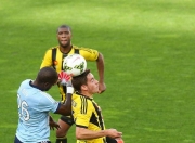 开云体育中国-伊比萨主场胜利，继续打破对手防线