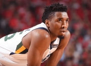 开云体育平台APP-包含江苏队碾压山东队，米切尔惊艳四座的词条