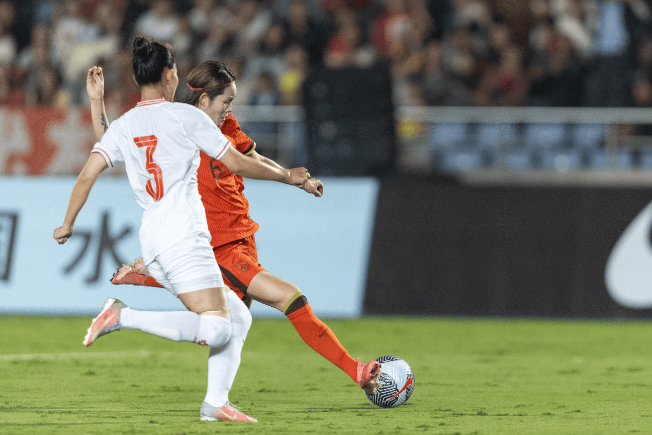 中国女足战胜对手，晋级半决赛