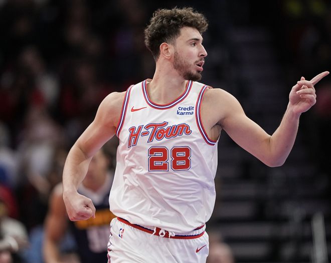 包含火箭力克掘金,卫冕冠军稳操胜券的词条