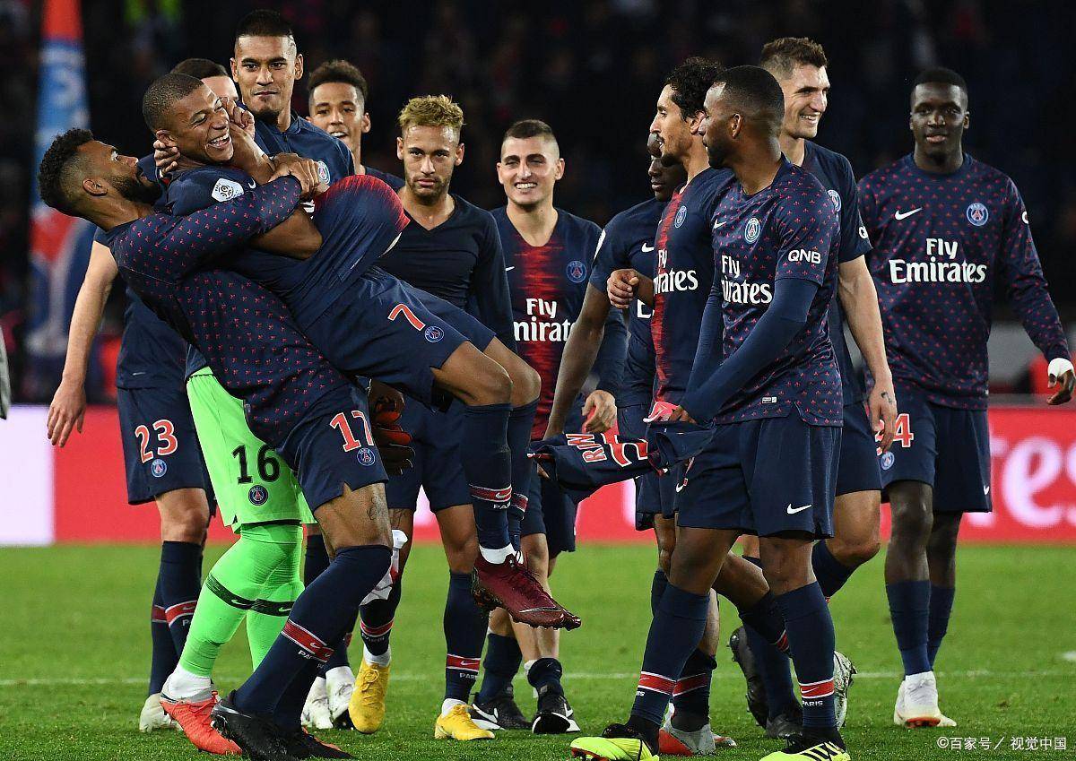 巴黎主场大胜甘冈，豪取四连胜