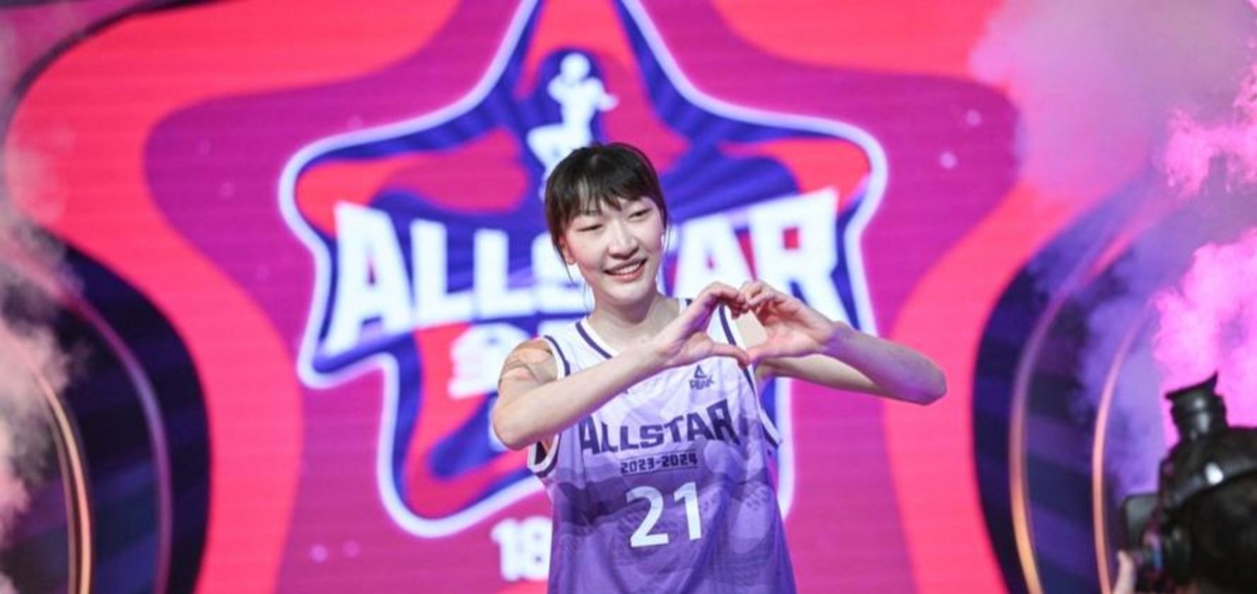 年轻球员展现出色表现，领队夺冠希望大