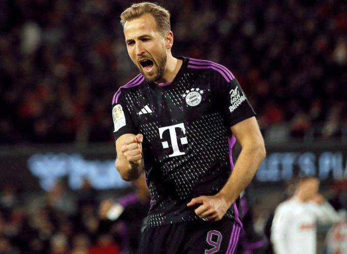 关于拜仁慕尼黑锋线火力全开，轻松晋级的信息