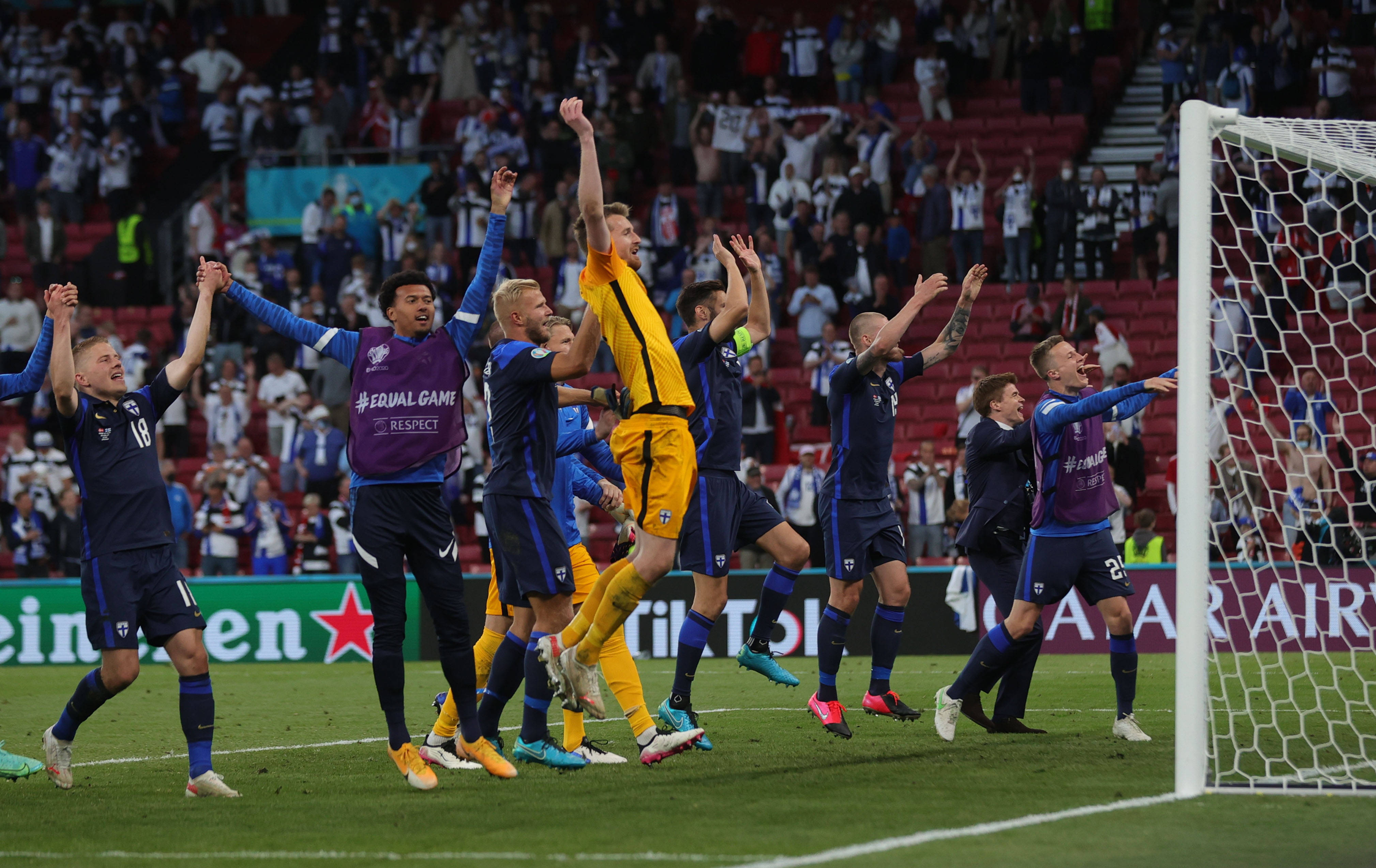 关于球队进攻火力全开，欧洲足球比赛精彩绝伦的信息