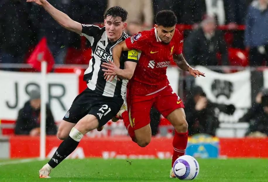 利物浦核心受伤,球队逆境中求胜的简单介绍 利物浦核心受伤,球队逆境中求胜的简单介绍