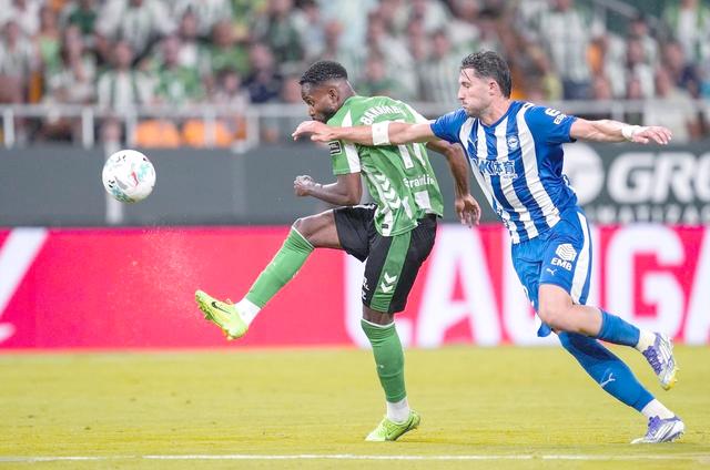 欧锦赛资格赛：精彩对决将在球场上上演的简单介绍