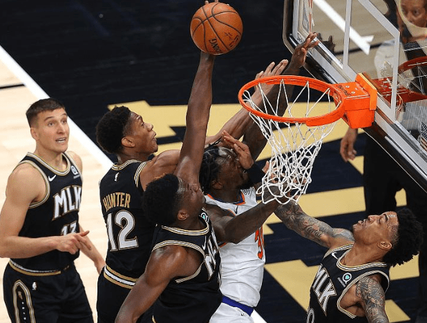 加拿大籃球队战胜强敌，晋级半决赛