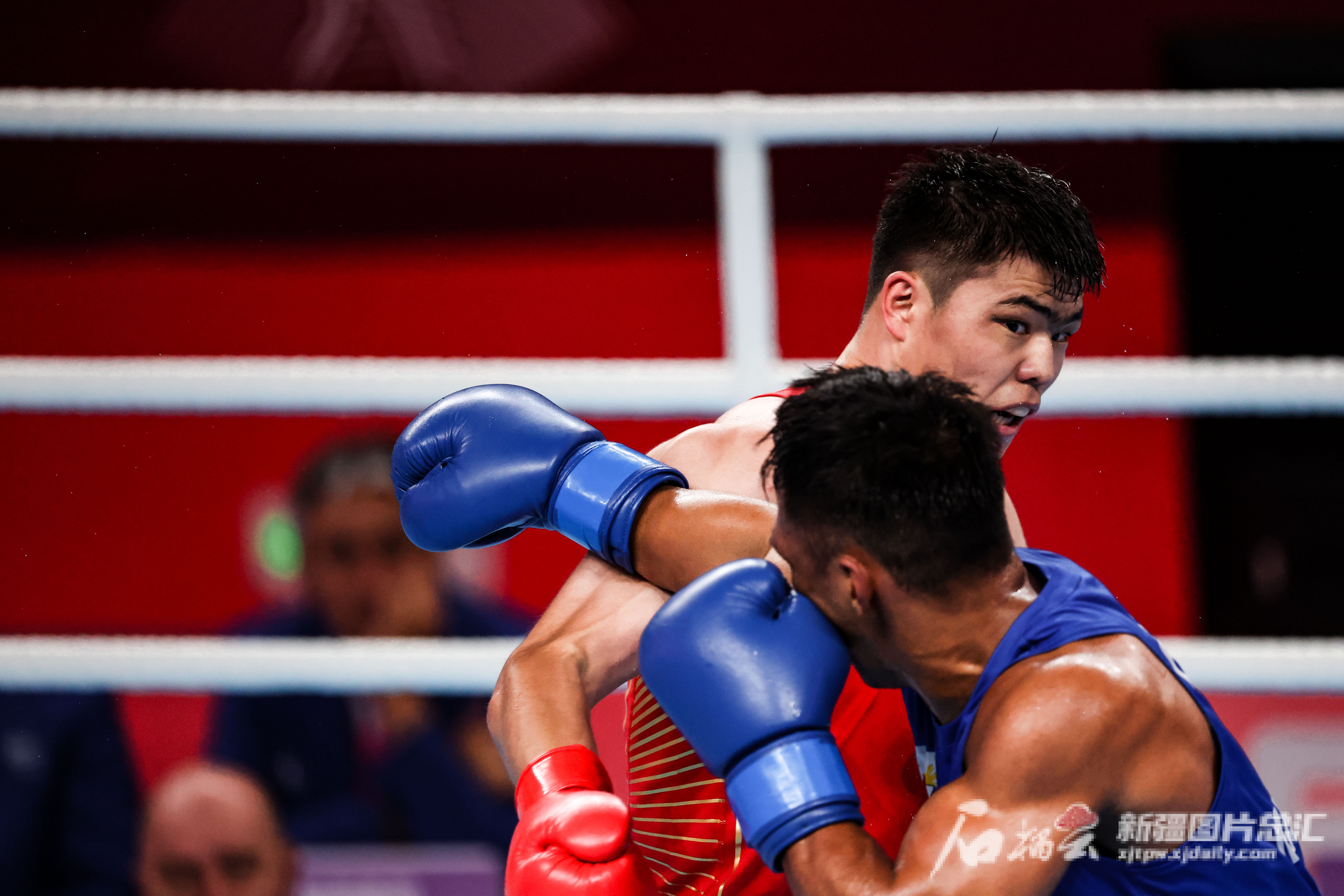 卢森堡选手勇夺金牌风采迷人