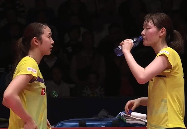 中国队轻取日本队，黄鸭组合扛起全队的简单介绍