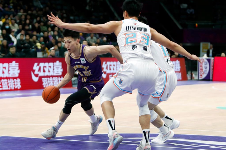 包含四川队鏖战山西队，陶汉林统治全场的词条