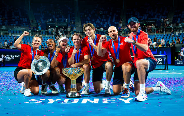 联合杯完胜年终总决赛，辛纳扛起全队