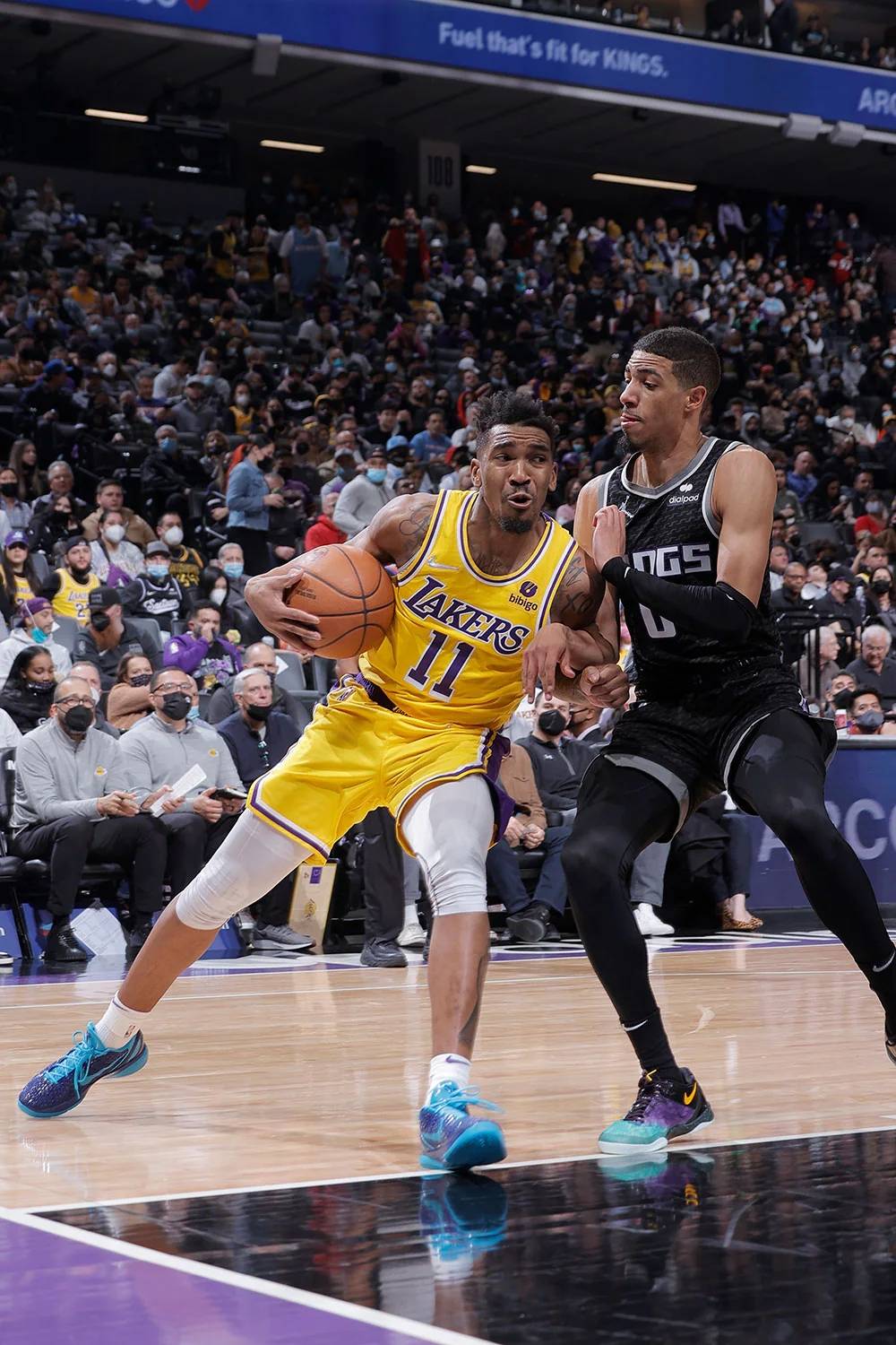 公牛逆转广东队，詹姆斯惊艳四座