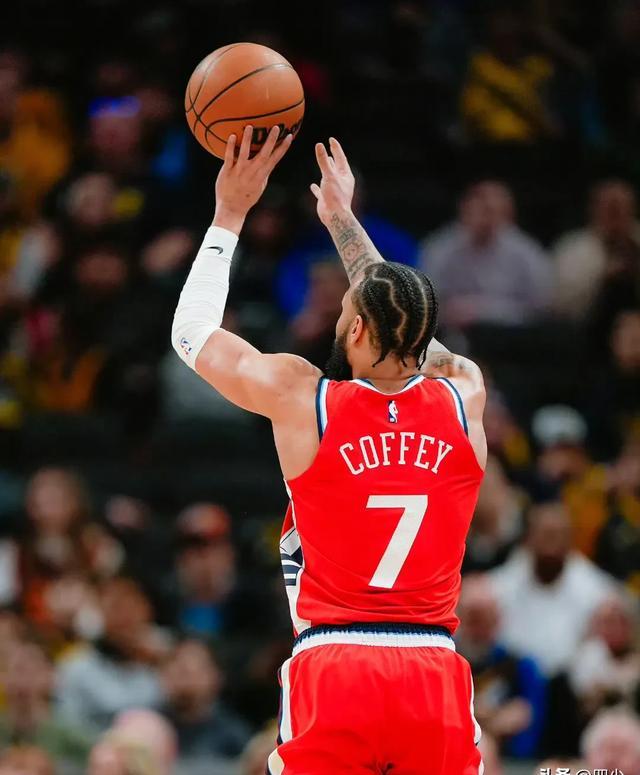 快船逆转辽宁队，乔治高光表现的简单介绍