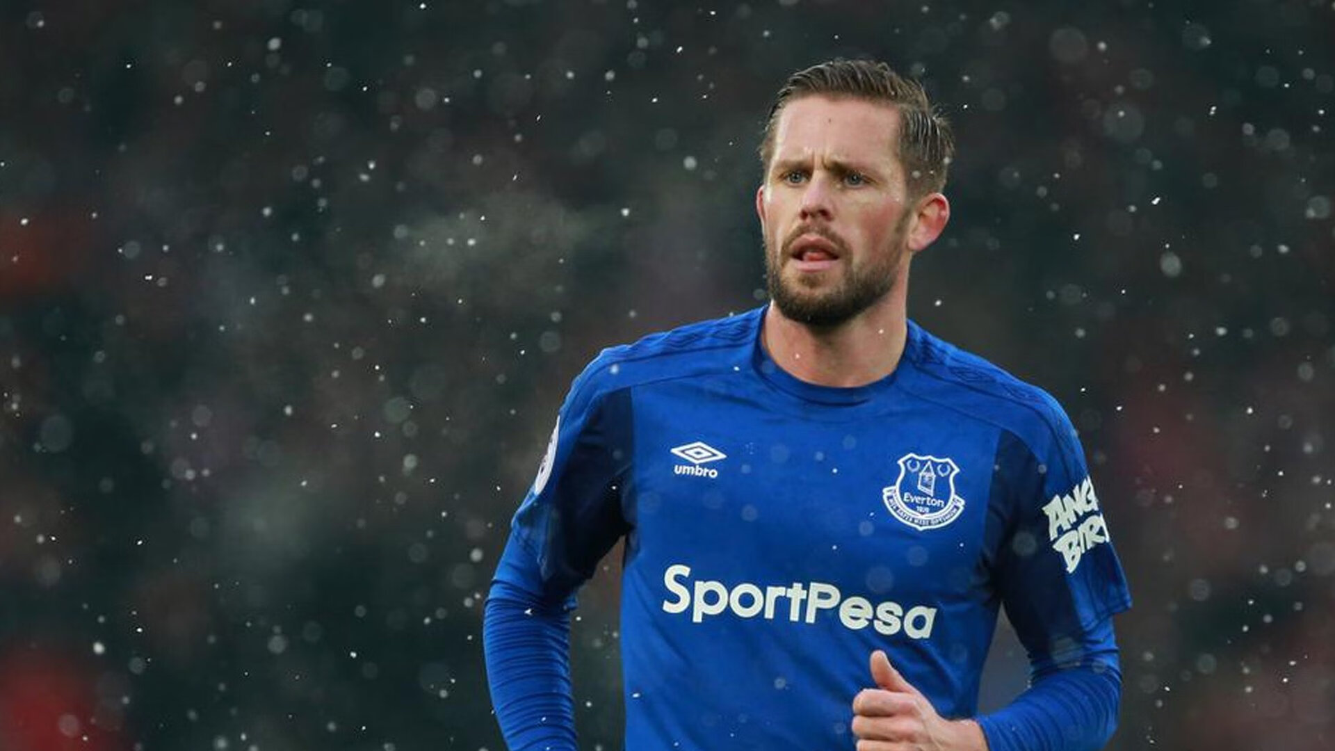 跨界巅峰，当篮网决战公牛遇见欧冠德罗赞—唯一性时刻的交汇