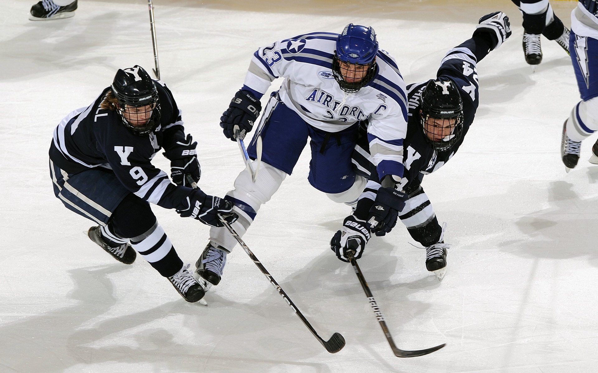 冰火鏖战，骑士铁蹄踏雪原，福克斯烈焰燃吉林